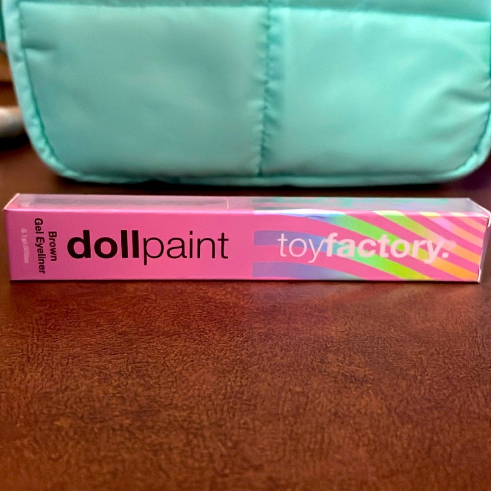 Toy Factory Doll Paint Eyeliner